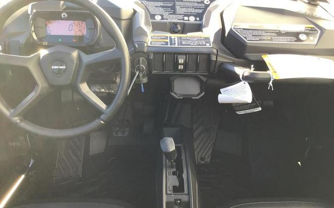 2026 Can-Am® Maverick Trail DPS 1000R