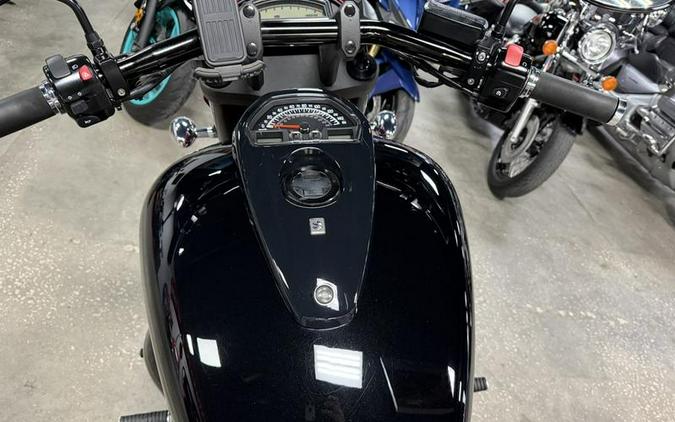 2019 Suzuki BOULEVARD M109R B