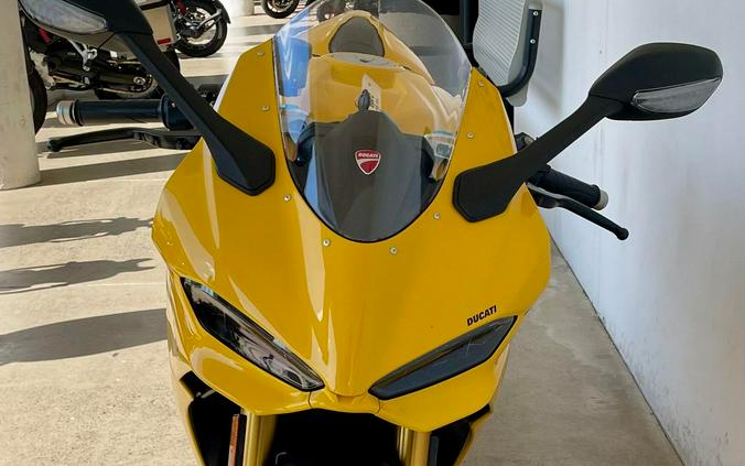 2027 Ducati PANIGALE V2S