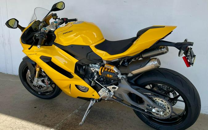 2027 Ducati PANIGALE V2S
