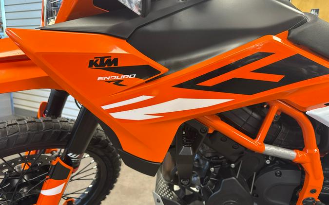 2026 KTM 390 Enduro R