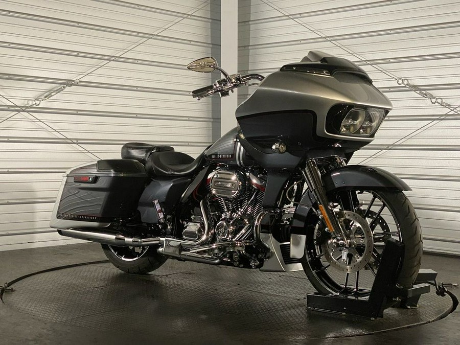 2019 Harley-Davidson® FLTRXSE - CVO™ Road Glide®