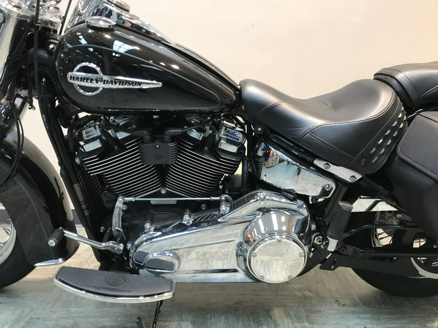 2020 Harley-Davidson Heritage Classic 107 Black FLHC