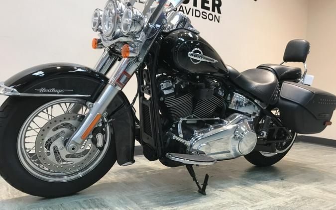 2020 Harley-Davidson Heritage Classic 107 Black FLHC