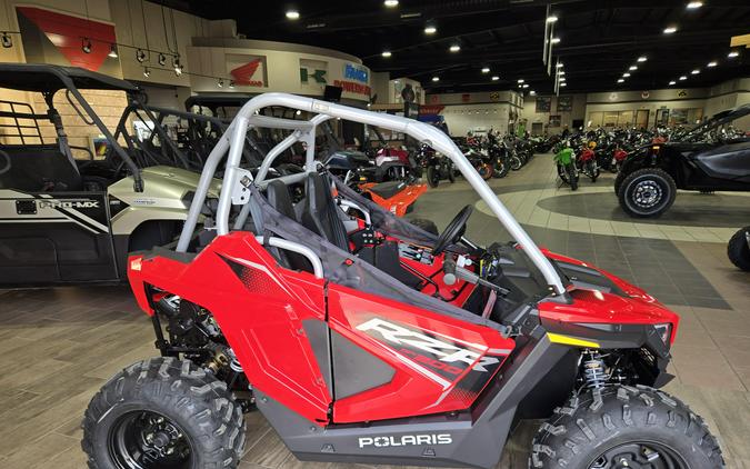 2026 POLARIS RZR 200 EFI