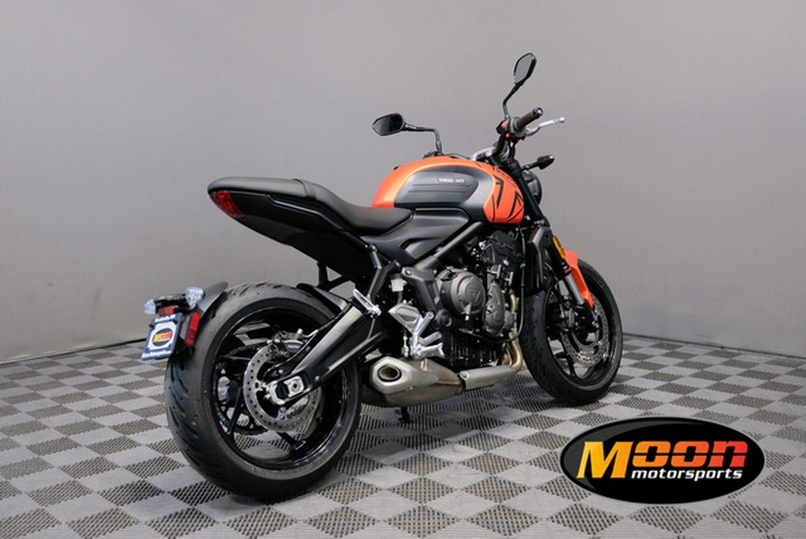 2023 Triumph Trident 660 Matte Baja Orange / Matte Storm Grey