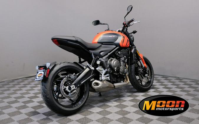 2023 Triumph Trident 660 Matte Baja Orange / Matte Storm Grey