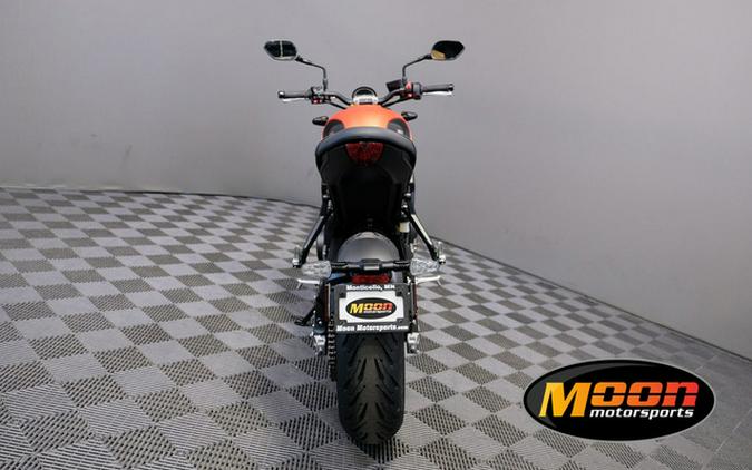 2023 Triumph Trident 660 Matte Baja Orange / Matte Storm Grey