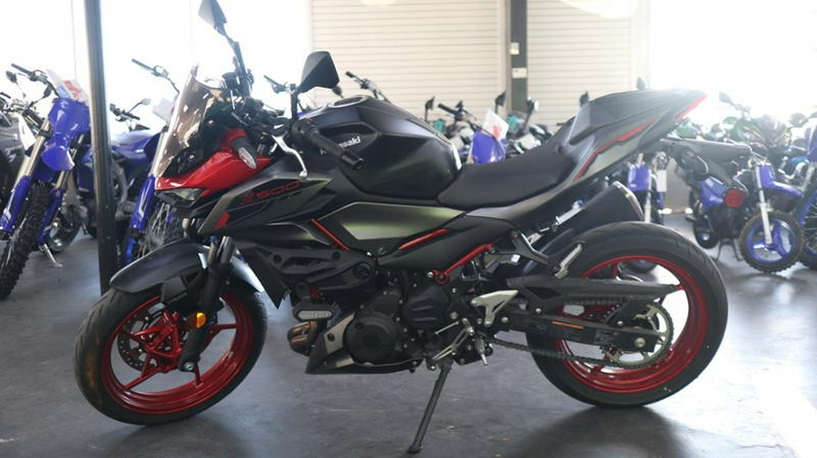 2025 Kawasaki Z500 SE ABS