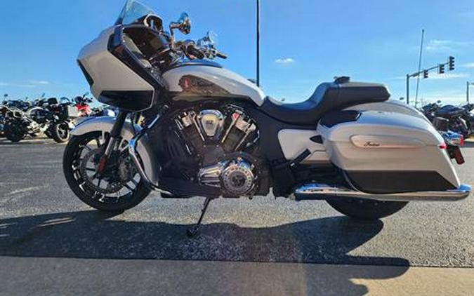 2025 Indian Motorcycle Challenger® Limited 112