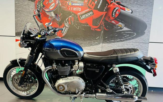 2022 Triumph Bonneville T120 Cobalt BlueSilver Ice