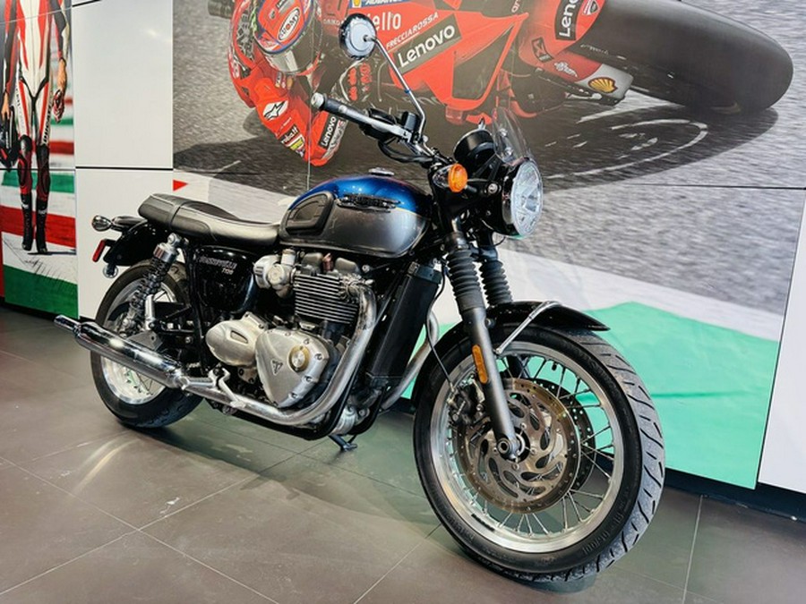 2022 Triumph Bonneville T120 Cobalt BlueSilver Ice