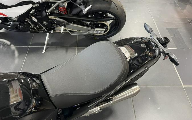 2024 BMW R 12 Blackstorm Metallic
