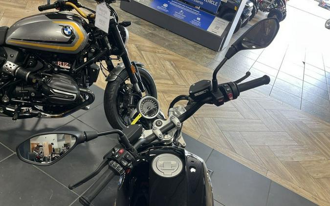 2024 BMW R 12 Blackstorm Metallic