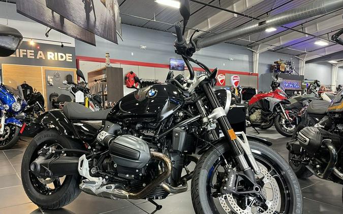 2024 BMW R 12 Blackstorm Metallic
