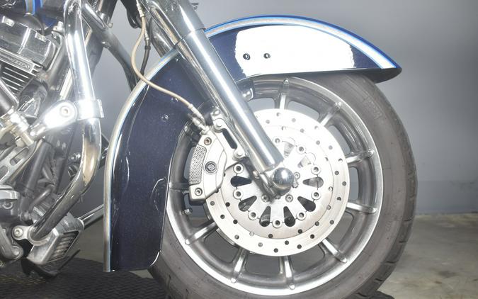 2009 Harley-Davidson CVO Ultra Classic Electra Glide Stardust Silver/Twilight Blue