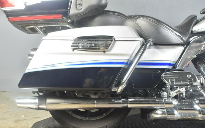 2009 Harley-Davidson CVO Ultra Classic Electra Glide Stardust Silver/Twilight Blue