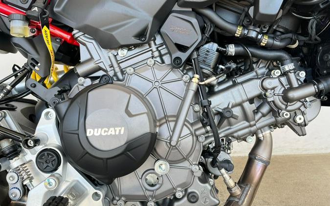 2027 Ducati HYPERMOTARD V2