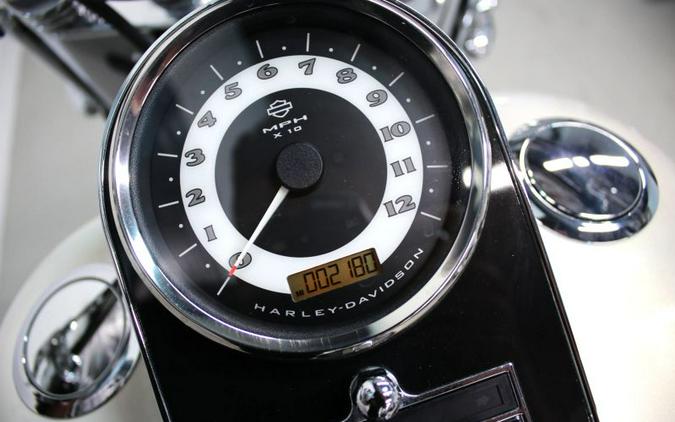 2014 Harley Davidson Softail Deluxe FLSTN