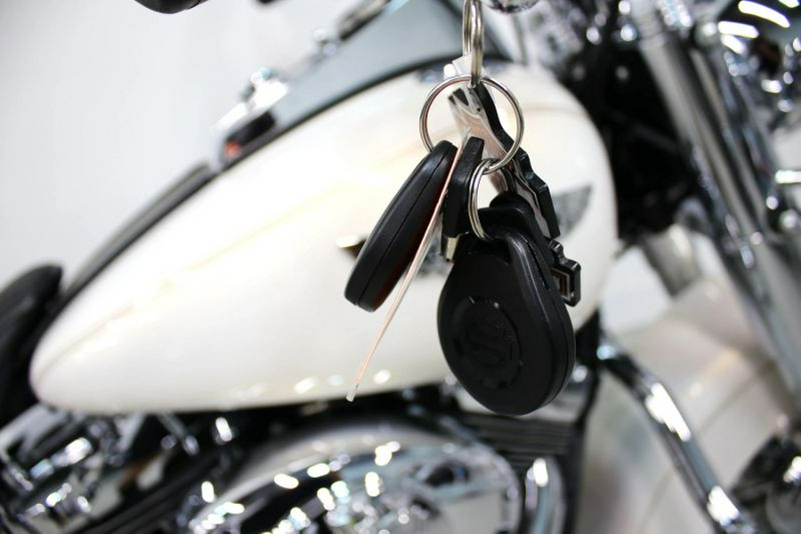 2014 Harley Davidson Softail Deluxe FLSTN