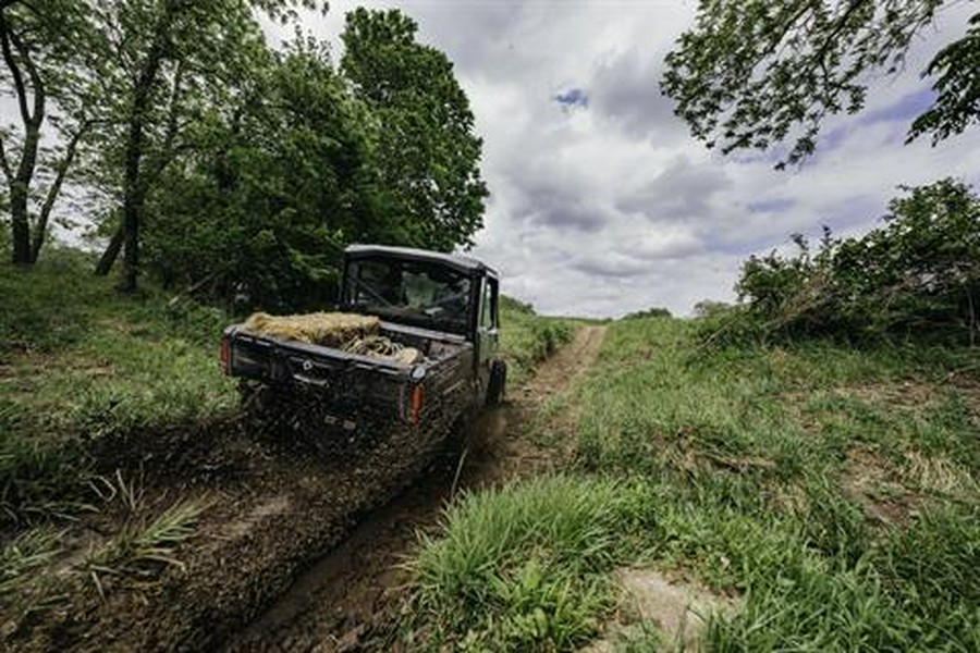 2027 Can-Am Defender DPS CAB HD10