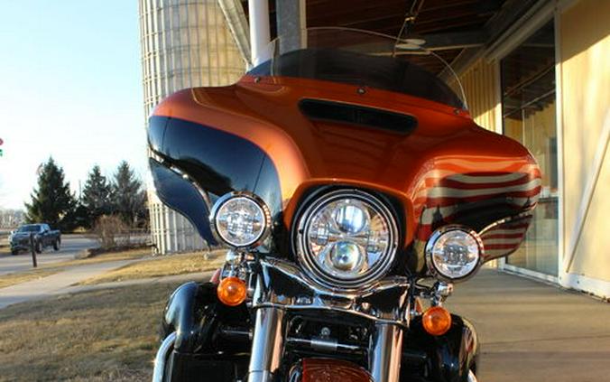 2015 Harley-Davidson® FLHTKL - Ultra Limited Low