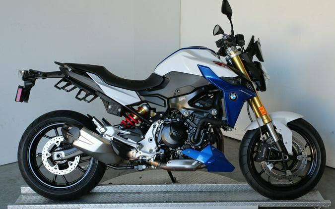 2022 BMW F 900 R