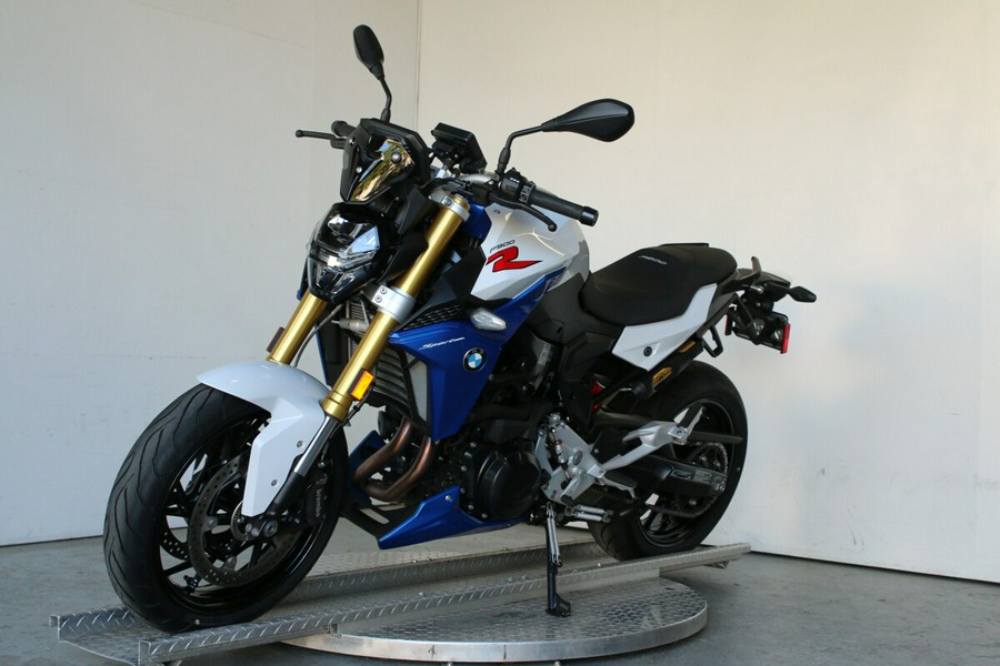 2022 BMW F 900 R
