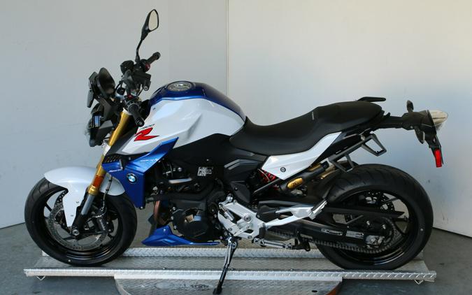 2022 BMW F 900 R