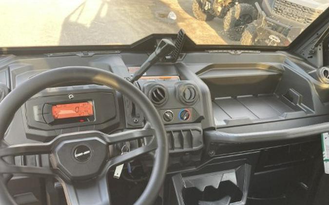 2027 Can-Am Defender DPS CAB HD9