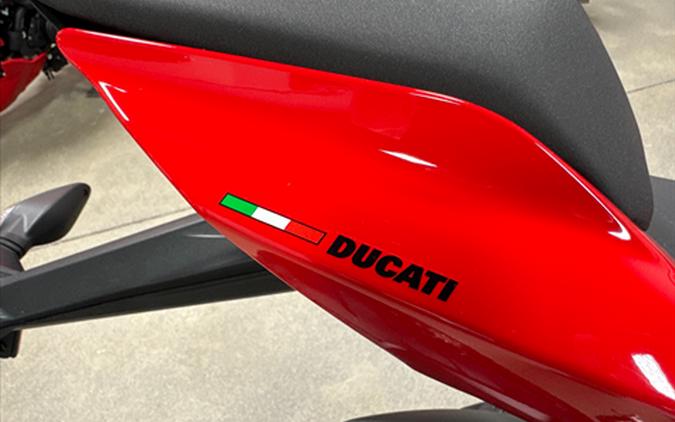 2024 Ducati Streetfighter V2