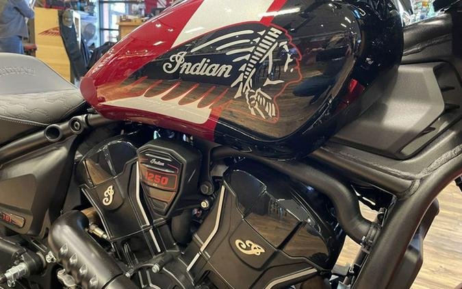 2025 Indian 101 Scout Sunset Red Metallic With Graphics