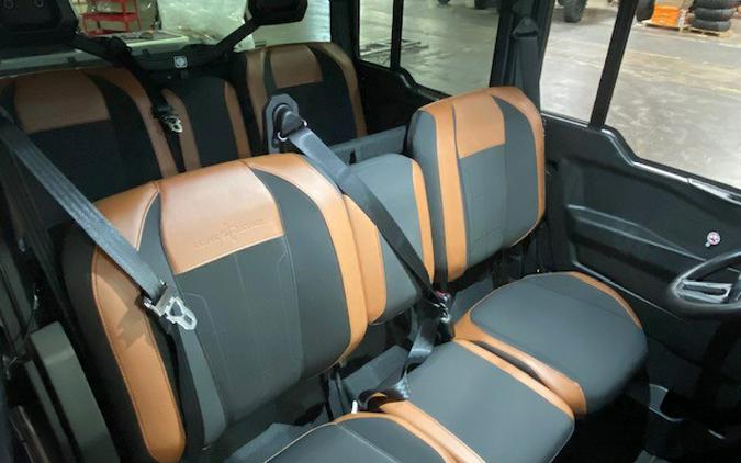 2026 Can-Am SSV DEF MAX TEXCAB 65 HD11 BK HB 26 Limited HD11