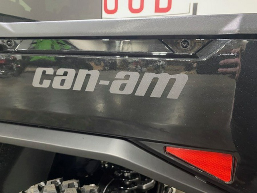 2026 Can-Am SSV DEF MAX TEXCAB 65 HD11 BK HB 26 Limited HD11