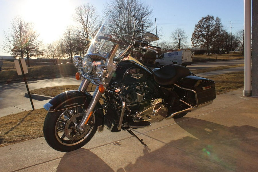 2017 Harley-Davidson® FLHR - Road King®