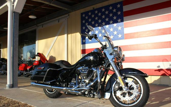 2017 Harley-Davidson® FLHR - Road King®