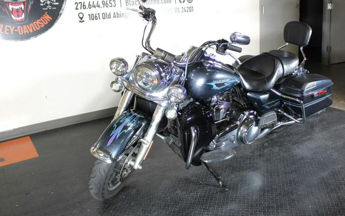 2015 Harley-Davidson® FLHR Road King® Classic