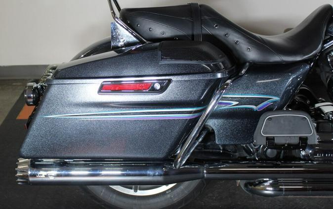 2015 Harley-Davidson® FLHR Road King® Classic