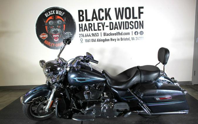 2015 Harley-Davidson® FLHR Road King® Classic