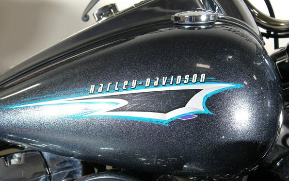 2015 Harley-Davidson® FLHR Road King® Classic