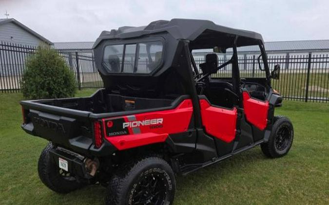2023 Honda Pioneer 1000-6 Deluxe Crew
