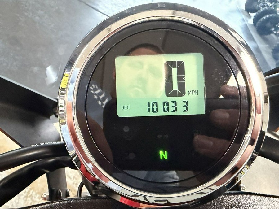 2017 Yamaha SCR950