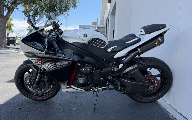 2009 Yamaha YZF R1