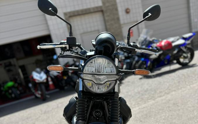 2024 Moto Guzzi V7 Stone