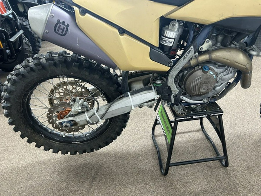 2019 Husqvarna F2401S1