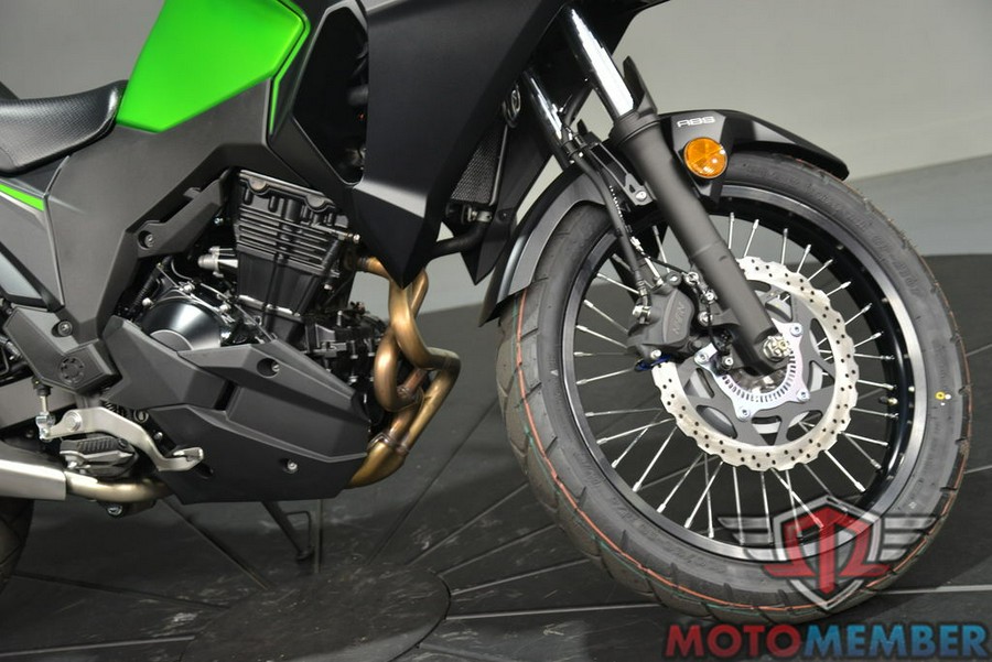 2025 Kawasaki Versys®-X 300 ABS