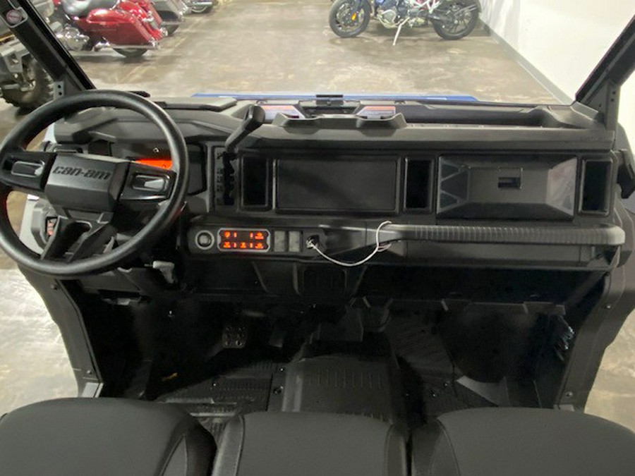 2026 Can-Am SSV DEF MAX XT 65 HD11 BE 26 XT HD11