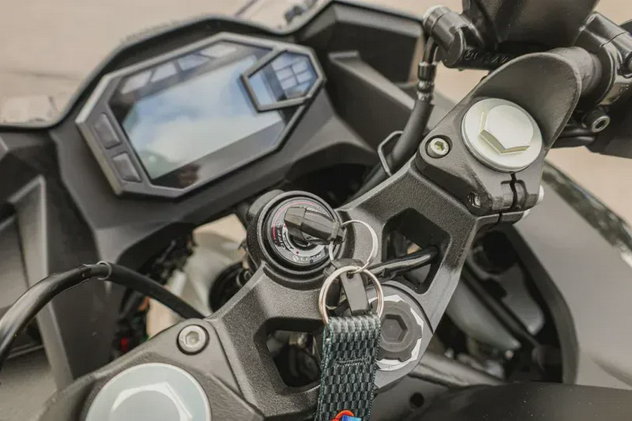 2026 KAWASAKI NINJA 500 ABS