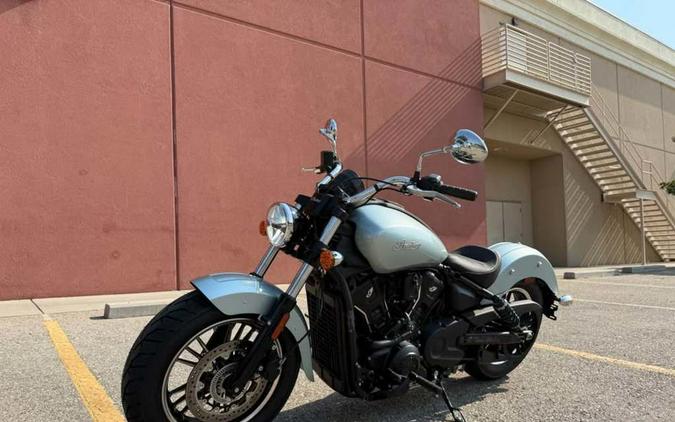 2025 Indian Motorcycle® Scout® Sixty Classic Limited Frost Silver