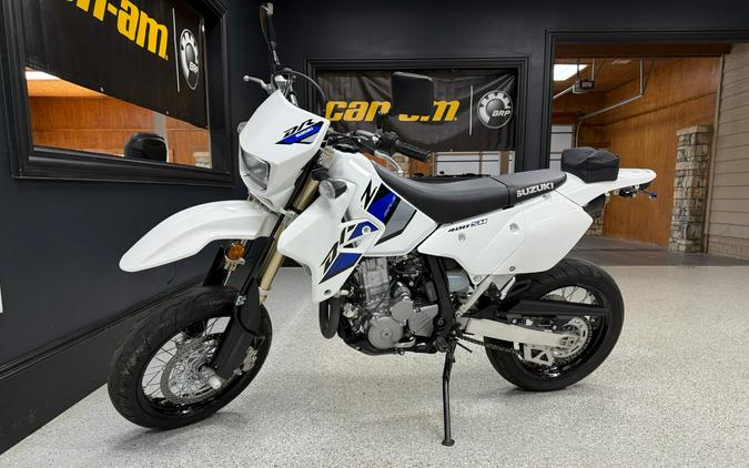 2022 Suzuki Motor of America Inc. DR-Z400SM